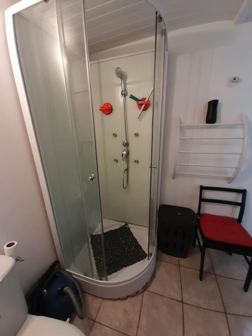 Maisonnee Avec Une Chambre Saint-Michel-en-l'Herm Екстериор снимка